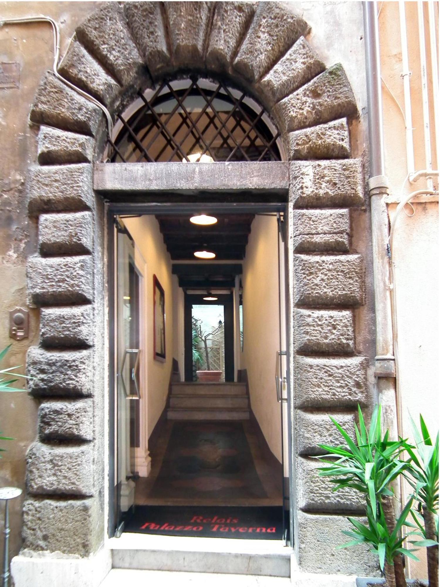 Relais Palazzo Taverna Roma Esterno foto